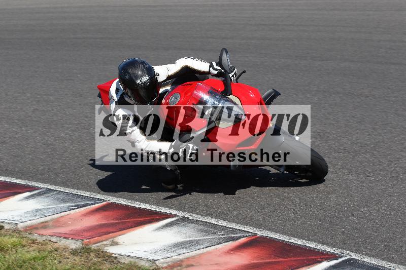 Archiv-2022/50 09.08.2022 MSS und TÖFF Track Day ADR/Gruppe rot/unklar